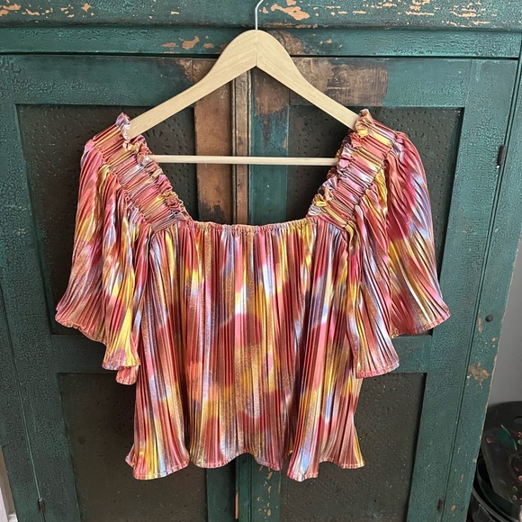 QUEEN OF SPARKLES Tops - QUEEN OF SPARKLES Tangerine Pleat Flutter Top